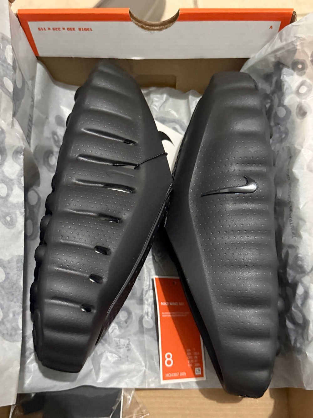 Nike Minds 001 Men’s Matte Black Cushioned Slip-On Slides